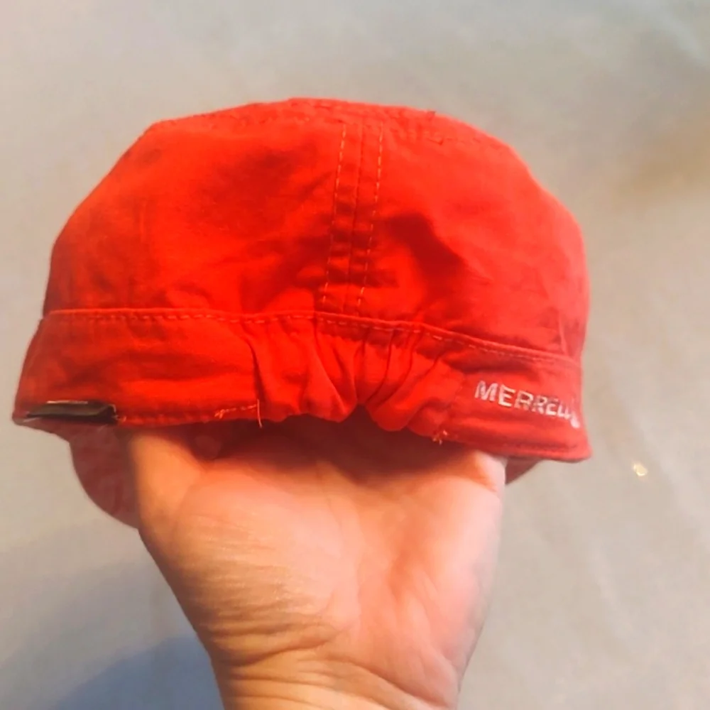 Cute, Reversible Ladies Cap - Picture 7 of 8